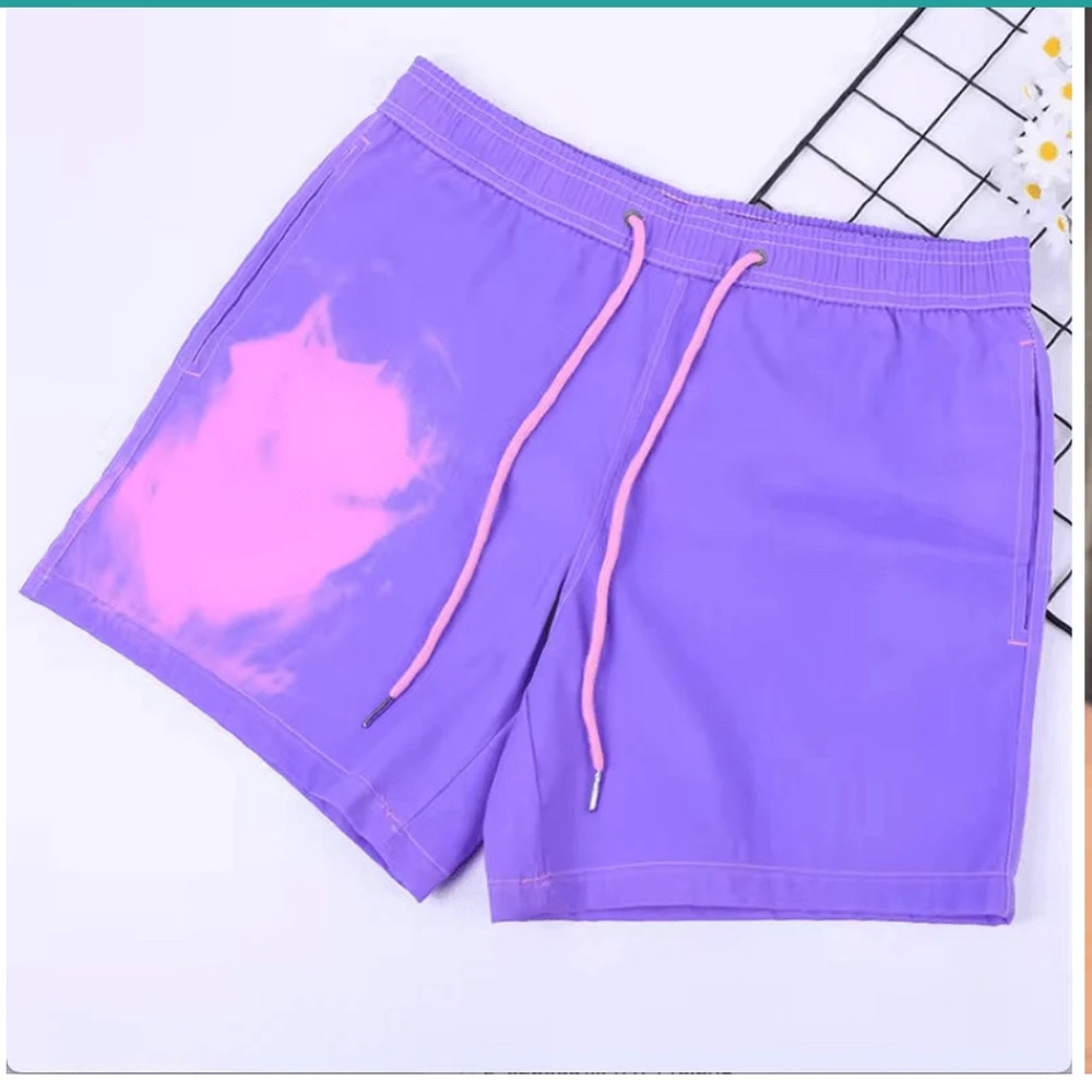 Men’s color changing bathing suit